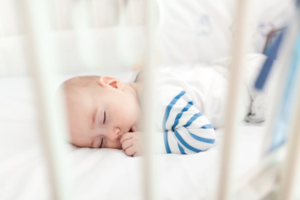 Όσα χρειάζεται να γνωρίζετε για τον ύπνο του μωρού σας  