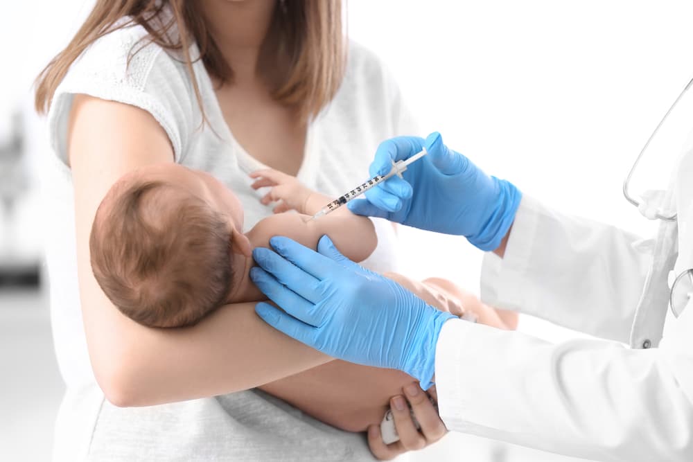Εμβόλια μωρού ποια πρέπει να γίνουν τον πρώτο χρόνο