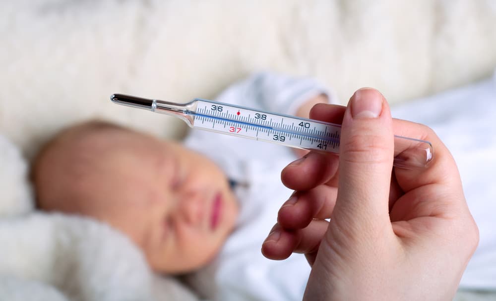 Ποιες είναι οι παρενέργειες των εμβολίων που μπορεί να παρουσιαστούν στα βρέφη