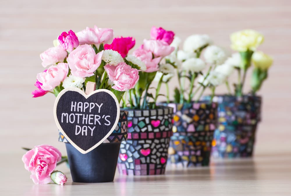 Γιορτή της Μητέρας: Χρόνια πολλά μαμά!  