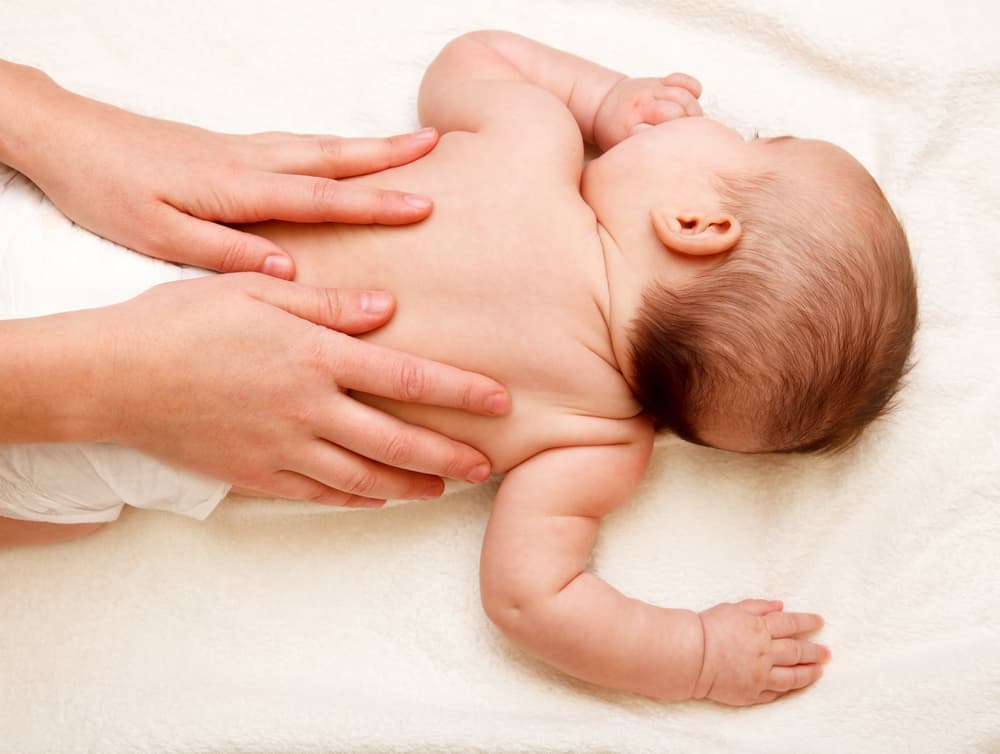 Πώς θα βοηθήσετε το μωρό σας να κοιμάται καλύτερα τους πρώτους έξι μήνες