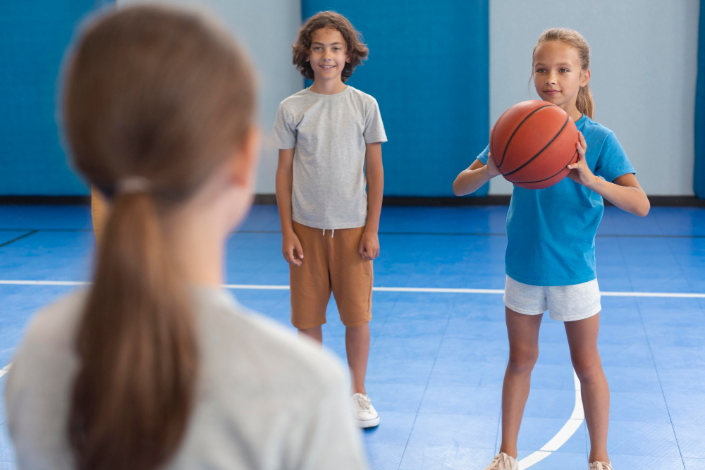 Ποιο άθλημα να επιλέξω για το παιδί μου – Τα οφέλη του μπάσκετ