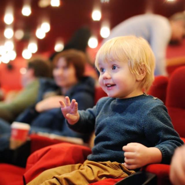 2 «περιπετειώδη» έργα στο θέατρο και στο σινεμά που θα κρατήσουν το ενδιαφέρον μικρών και μεγάλων_1_small