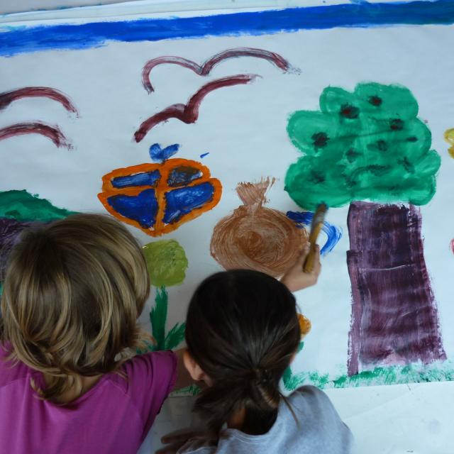 Θερινό εκπαιδευτικό πρόγραμμα «Καλοκαίρι» στην πόλη στον «Ελληνικό Κόσμο»