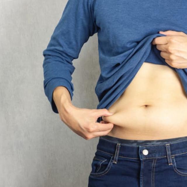 Άνδρας: Διατροφή και άσκηση για να χάσετε τα κιλά των καλοκαιρινών διακοπών 
