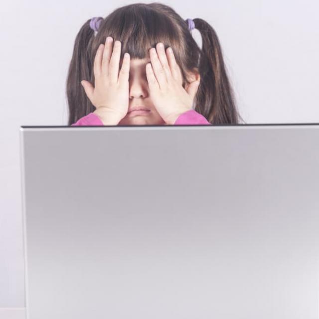 Διαδίκτυο και παιδική κακοποίηση