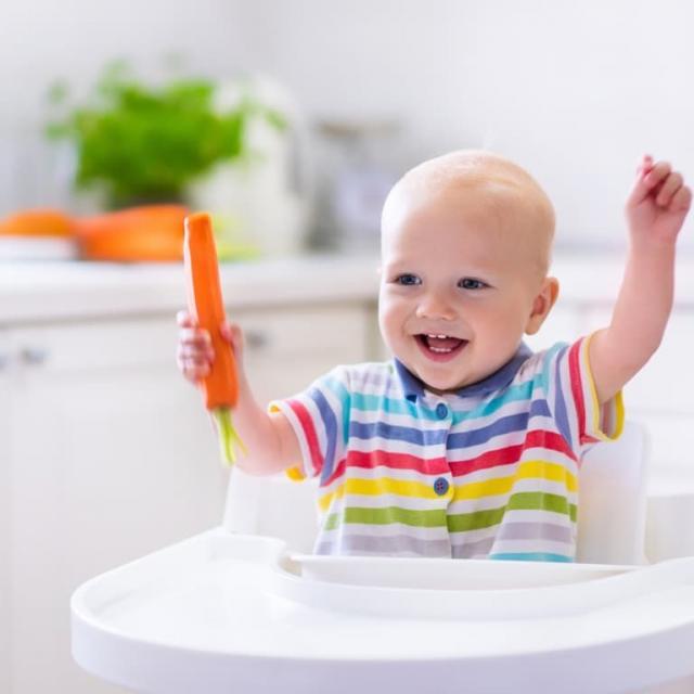  Διατροφή μωρού: τι τρώει ένα μωρό εννέα μηνών
