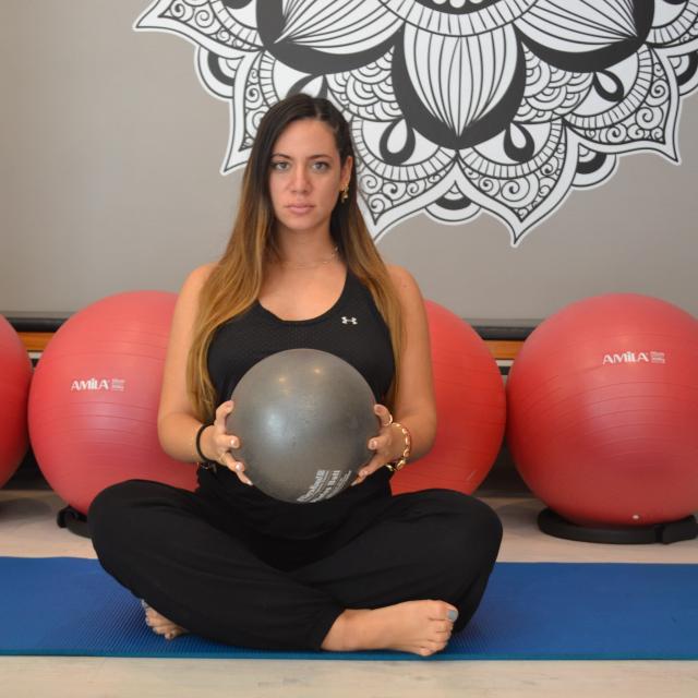 Ασκήσεις με την βοήθεια μιας μικρής μπάλας κατά την διάρκεια της εγκυμοσύνης