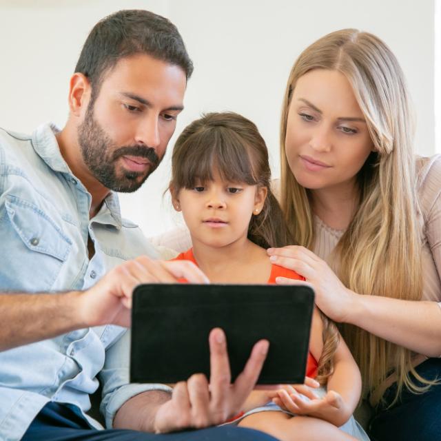 e-Parents: Η πλατφόρμα που θα ενημερώνει τους γονείς για τις επιδόσεις των παιδιών τους