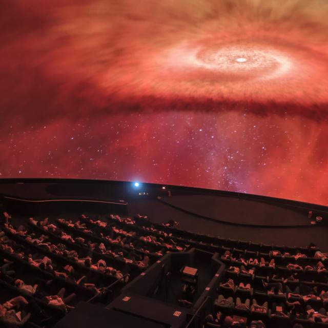 Ξεκίνησε η προβολή της νέας παράστασης του Νέου Ψηφιακού Πλανηταρίου του Ιδρύματος Ευγενίδου, «Είμαστε Αστρόσκονη»