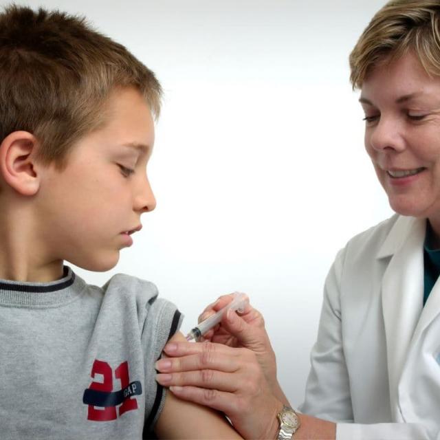 Εμβολιασμός αγοριών και κοριτσιών 9 -18 ετών έναντι του HPV