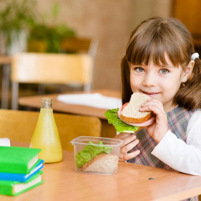 Εύκολες ιδέες για τα σνακ των παιδιών στο σχολείο  