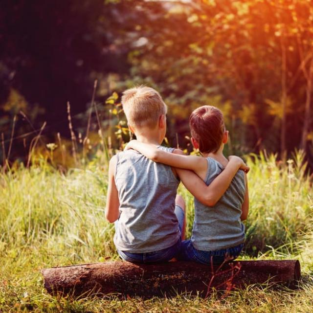 Γνωρίζετε ότι η επαφή με τη φύση συμβάλλει στην ευφυΐα των παιδιών; 