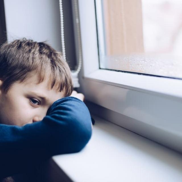 Η ζωή για τα παιδιά με αυτισμό στην εποχή του κορωνοϊού