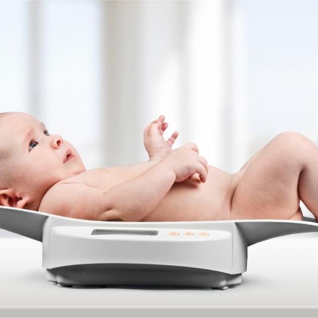 Μωρό 3 μηνών: Ποιο είναι το βάρος και το ύψος που πρέπει να έχει  