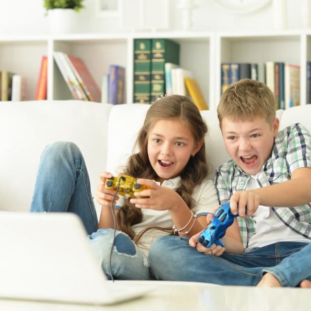 Πώς επηρεάζουν τα παιδιά τα βιντεοπαιχνίδια; 