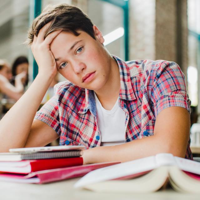 Πώς θα αντιμετωπίσετε το άγχος των πανελλαδικών εξετάσεων; 