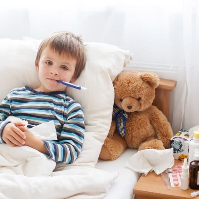 Πυρετός στα παιδιά: συμπτώματα και αντιμετώπιση  