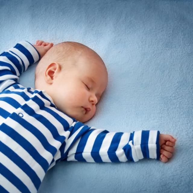 Τι να προσέξετε στον ύπνο του μωρού το καλοκαίρι