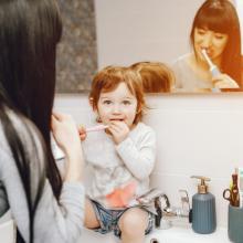 Παιδιά και στοματική υγιεινή: 5 συμβουλές για γερά δόντια 